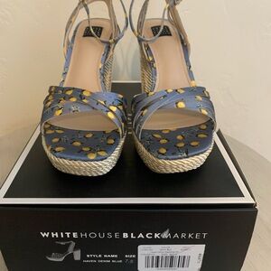 White House Black Market Blue Lemon Wedges Sz 7.5